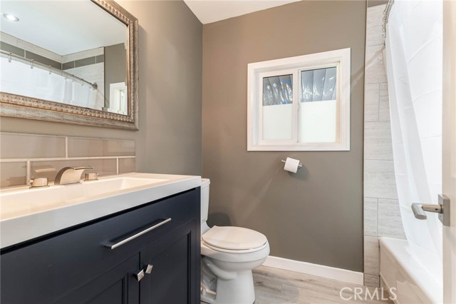 Detail Gallery Image 15 of 34 For 21001 Plummer St #118,  Chatsworth,  CA 91311 - 2 Beds | 2 Baths