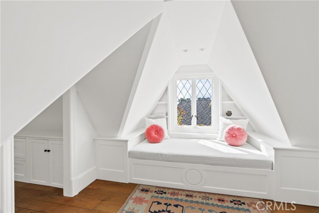 Detail Gallery Image 26 of 45 For 464 Holly, Laguna Beach,  CA 92651 - 4 Beds | 3/1 Baths