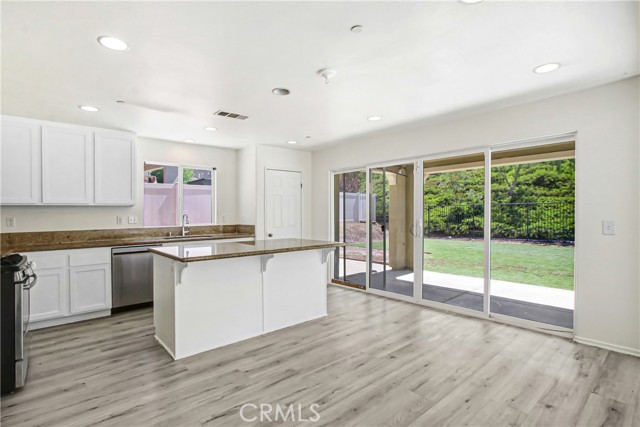 Detail Gallery Image 6 of 20 For 35115 Fennel, Lake Elsinore,  CA 92532 - 4 Beds | 3 Baths