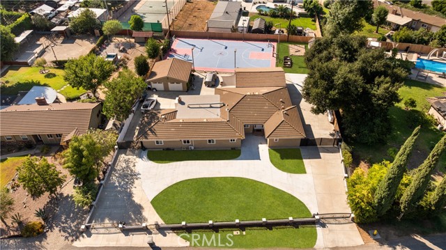 700 S Chaparro Road, Covina CA: https://media.crmls.org/medias/ec3d73ec-679f-4ab0-bcf3-96155597c230.jpg