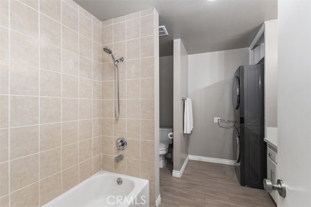 1921 Sherry Lane, Santa Ana CA: https://media.crmls.org/medias/ec3dcd29-96ce-45c3-babd-47c78c2791dd.jpg