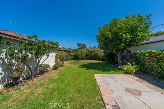 2605 Robinson Street, Redondo Beach CA: https://media.crmls.org/medias/ec3e1e2b-2b01-4f59-bbe4-5da682af00a9.jpg