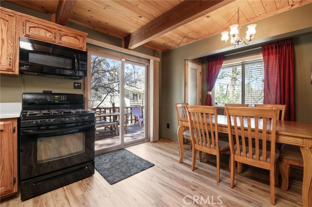 Detail Gallery Image 20 of 44 For 1195 S Minton Ave, Big Bear City,  CA 92314 - 4 Beds | 2 Baths