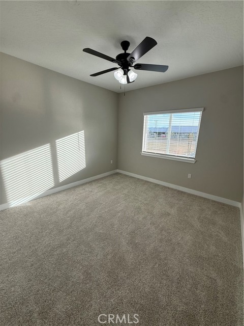 Detail Gallery Image 12 of 21 For 20420 Yuma, Apple Valley,  CA 92307 - 3 Beds | 2 Baths