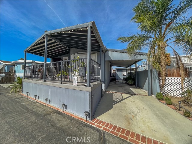 Detail Gallery Image 1 of 42 For 21001 Plummer St #12,  Chatsworth,  CA 91311 - 2 Beds | 2 Baths