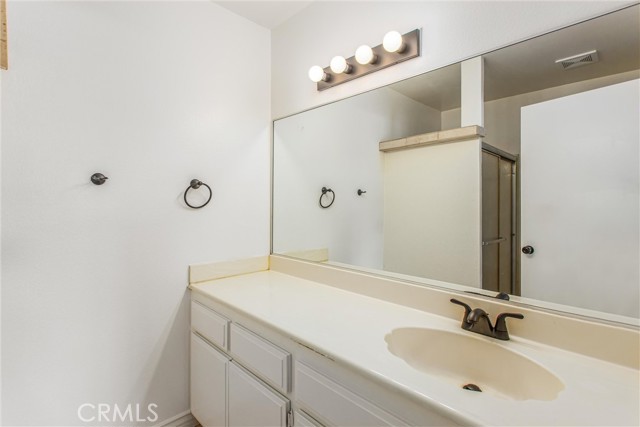 2061 W Redlands Boulevard, Redlands CA: https://media.crmls.org/medias/ec3ec959-ca62-4791-a0db-46fdb8a3d2f3.jpg