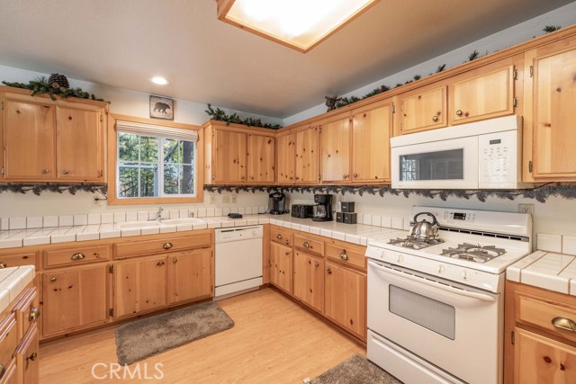 285 Santa Clara Boulevard, Big Bear Lake, CA 92315