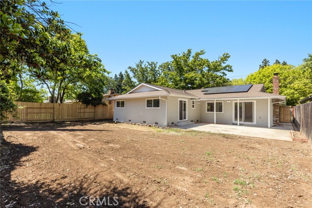 965 E 1st Avenue, Chico CA: https://media.crmls.org/medias/ec3fa9da-4b53-41a9-ad43-9d17de109cfe.jpg
