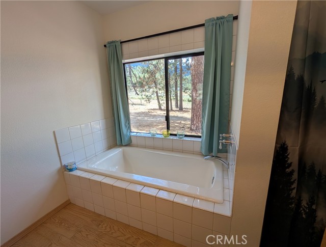 1575 Petersen Lane, Frazier Park CA: https://media.crmls.org/medias/ec3fdb69-420f-48e0-888f-471088377d8f.jpg
