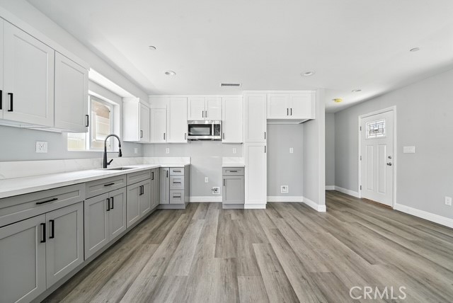 22020 PIONEER Boulevard, Hawaiian Gardens CA: https://media.crmls.org/medias/ec40c8cb-1ea7-415d-a6ae-2e48129472b8.jpg