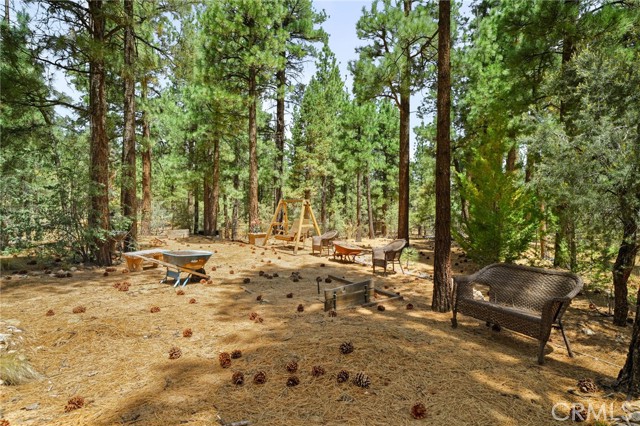 Detail Gallery Image 47 of 57 For 1947 Shady, Big Bear City,  CA 92314 - 5 Beds | 3/1 Baths