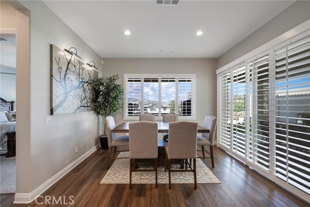 24185 Sprout Drive, Corona CA: https://media.crmls.org/medias/ec41110d-9ec5-40be-9db9-dbe82365edd7.jpg