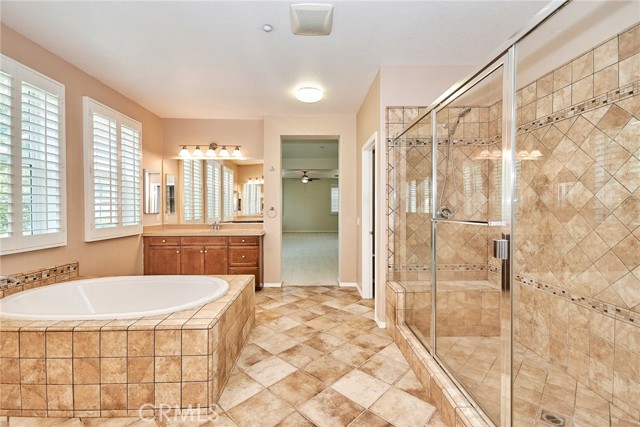 Detail Gallery Image 25 of 37 For 15140 Willow Wood Ln, Fontana,  CA 92336 - 5 Beds | 4/1 Baths