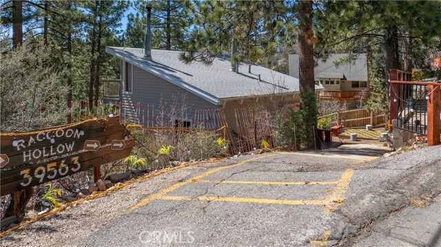 Detail Gallery Image 41 of 42 For 39563 Raccoon Dr, Fawnskin,  CA 92333 - 2 Beds | 2 Baths