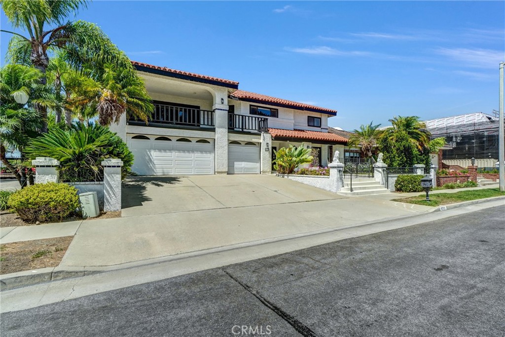 MLS #OC26163465 image #1