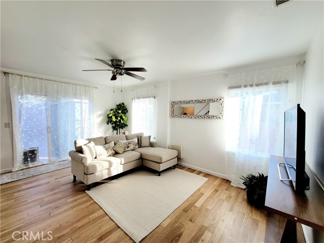 Detail Gallery Image 13 of 22 For 3034 N Ocana, Long Beach,  CA 90808 - 5 Beds | 2 Baths