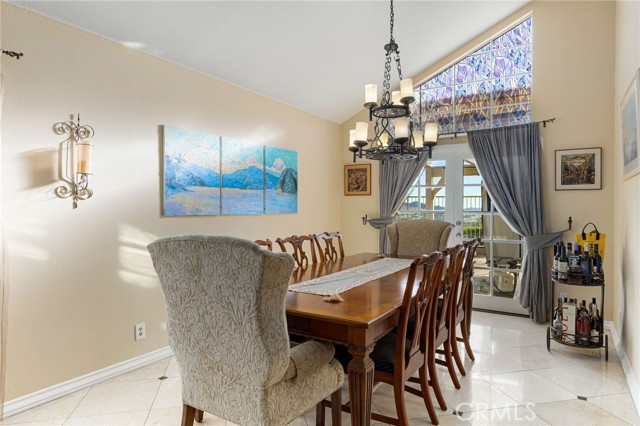 1701 Calle Catalina, San Dimas CA: https://media.crmls.org/medias/ec445360-2928-464a-af10-3295e28fe56f.jpg