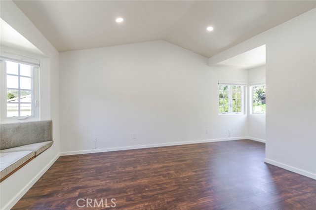 Detail Gallery Image 23 of 34 For 31256 Quail Valley Rd, Castaic,  CA 91384 - 3 Beds | 3 Baths