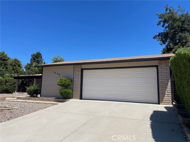 Detail Gallery Image 1 of 1 For 1408 Brentwood Way, Hemet,  CA 92545 - 2 Beds | 2 Baths