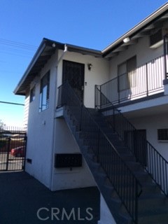 Detail Gallery Image 2 of 12 For 6134 Hazeltine Ave #6,  Van Nuys,  CA 91401 - 2 Beds | 1 Baths