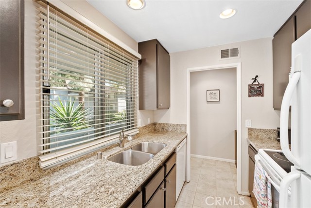 Detail Gallery Image 5 of 15 For 22152 Caminito Amor, Laguna Hills,  CA 92653 - 2 Beds | 1 Baths