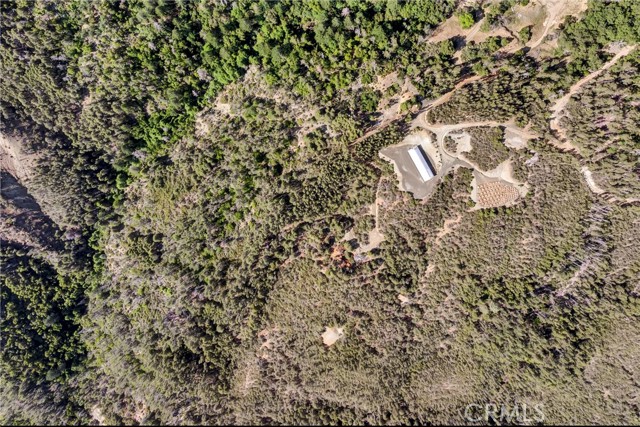 12125 Dry Creek Road, Middletown CA: https://media.crmls.org/medias/ec48d643-dcf2-49db-8d0f-c9363460fd5c.jpg
