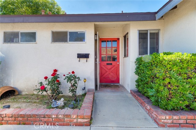 Detail Gallery Image 2 of 21 For 8383 Raintree Ave, Riverside,  CA 92504 - 4 Beds | 2 Baths
