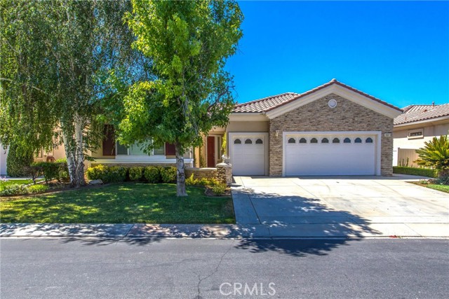 Detail Gallery Image 2 of 40 For 985 Hidden Oaks Dr, Beaumont,  CA 92223 - 2 Beds | 2/1 Baths