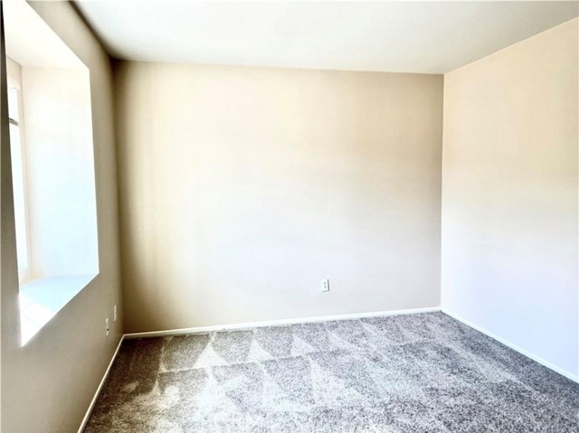 Detail Gallery Image 25 of 32 For 32040 Poppy Way, Lake Elsinore,  CA 92532 - 4 Beds | 2/1 Baths