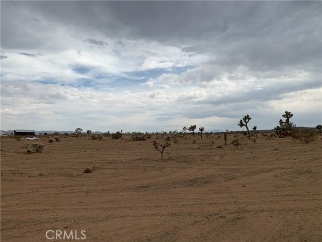 Detail Gallery Image 3 of 6 For 58040 Junipero, Yucca Valley,  CA 92284 - – Beds | – Baths