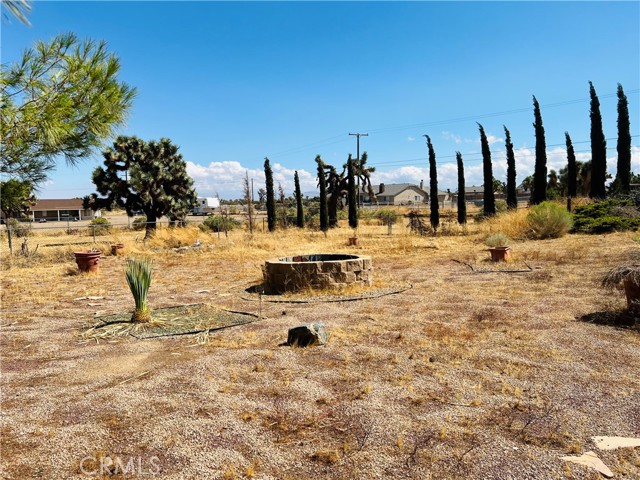 Detail Gallery Image 32 of 38 For 10335 Columbine Rd, Oak Hills,  CA 92344 - 6 Beds | 3 Baths