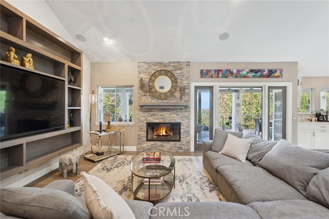24311 Sylvan Glen Road, Calabasas CA: https://media.crmls.org/medias/ec4a82ec-993d-4429-8226-1a17a6b89f16.jpg