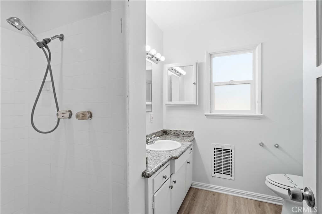 MLS #OC26156592 image #9