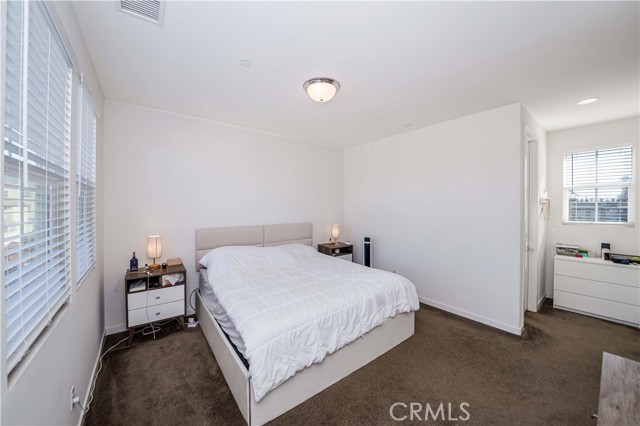 Detail Gallery Image 22 of 29 For 217 Promenade St, Pomona,  CA 91767 - 3 Beds | 3/1 Baths