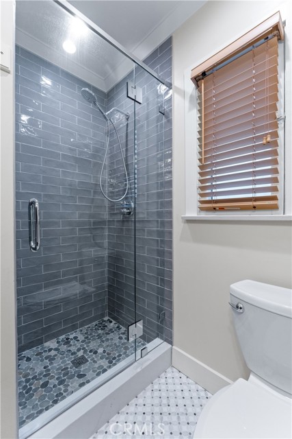 Detail Gallery Image 20 of 21 For 219 N Center St, Orange,  CA 92866 - 2 Beds | 2 Baths