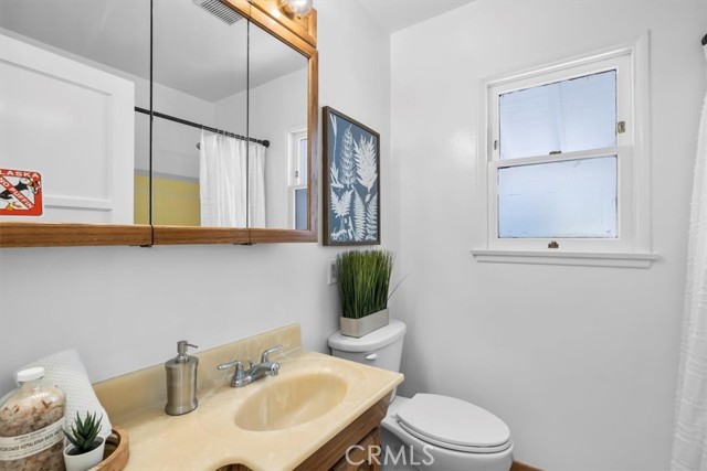 1612 Harkness Street, Manhattan Beach, California 90266, 2 Bedrooms Bedrooms, ,1 BathroomBathrooms,Residential,Sold,Harkness Street,SB22231034