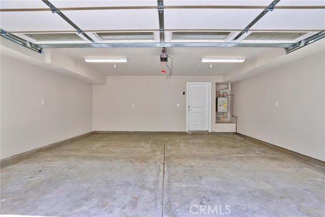6 Oakmont Street, Phillips Ranch CA: https://media.crmls.org/medias/ec4cf13e-a6a4-43aa-a4d9-5669e61ae038.jpg