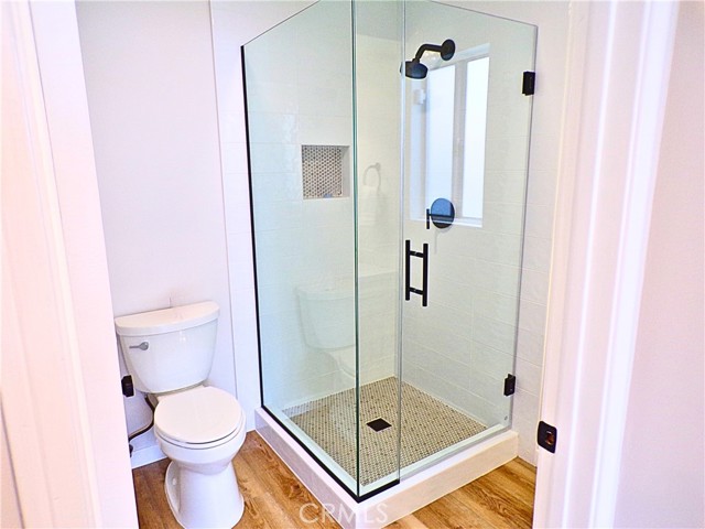 Detail Gallery Image 17 of 34 For 1524 251st St #B,  Harbor City,  CA 90710 - 4 Beds | 3/1 Baths