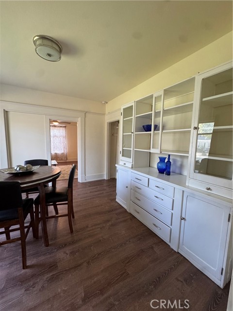 Detail Gallery Image 9 of 28 For 3857 Pine St, Riverside,  CA 92501 - 5 Beds | 4 Baths