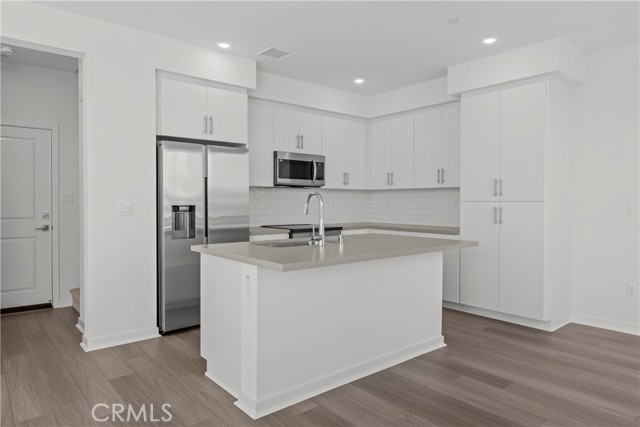 Detail Gallery Image 8 of 27 For 3679 W S. Eichler Paseo #12,  Ontario,  CA 91761 - 3 Beds | 2/1 Baths