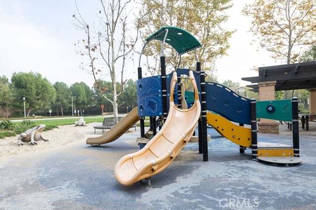 Detail Gallery Image 42 of 46 For 89 Devonshire, Irvine,  CA 92620 - 3 Beds | 2/1 Baths