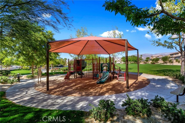 42911 Dell Lago Court, Indio CA: https://media.crmls.org/medias/ec502ffc-eb29-4a55-a9dc-d738e94316c2.jpg