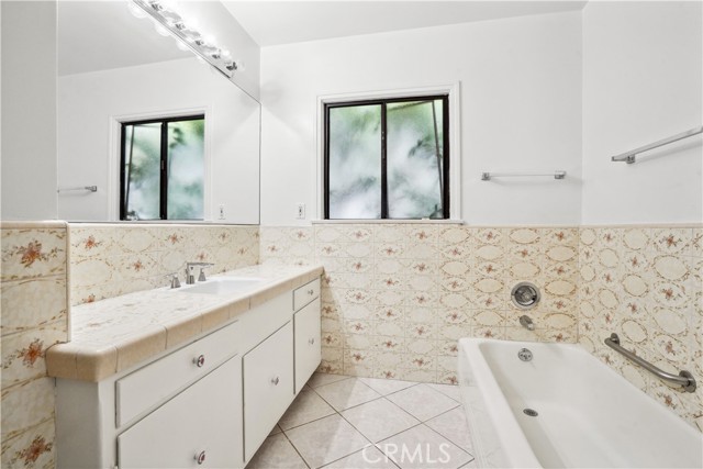 Detail Gallery Image 33 of 46 For 436 Tufts Ave, Burbank,  CA 91504 - 3 Beds | 1/1 Baths