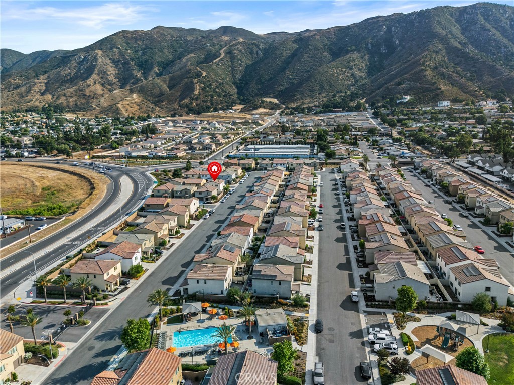 https://media.crmls.org/medias/ec5078d1-108e-4843-90d6-397bd6e1dc1b.jpg?preset=X-Large