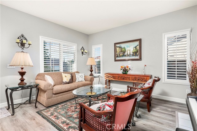 40266 Racquet, Palmdale CA: https://media.crmls.org/medias/ec509172-07db-40cf-ac1e-9f71a2ecc242.jpg