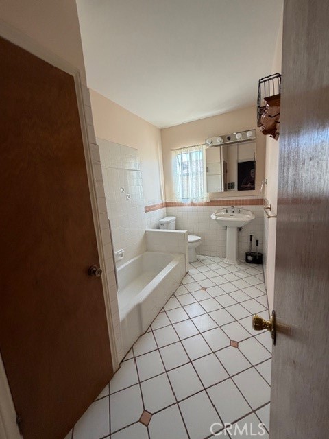 5243 Acacia Street, San Gabriel CA: https://media.crmls.org/medias/ec50e595-c8e1-472f-a5b5-0b132b048894.jpg