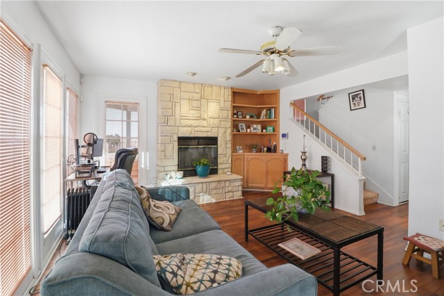 Detail Gallery Image 13 of 39 For 14260 Meadow Grove, Victorville,  CA 92395 - 3 Beds | 2/1 Baths