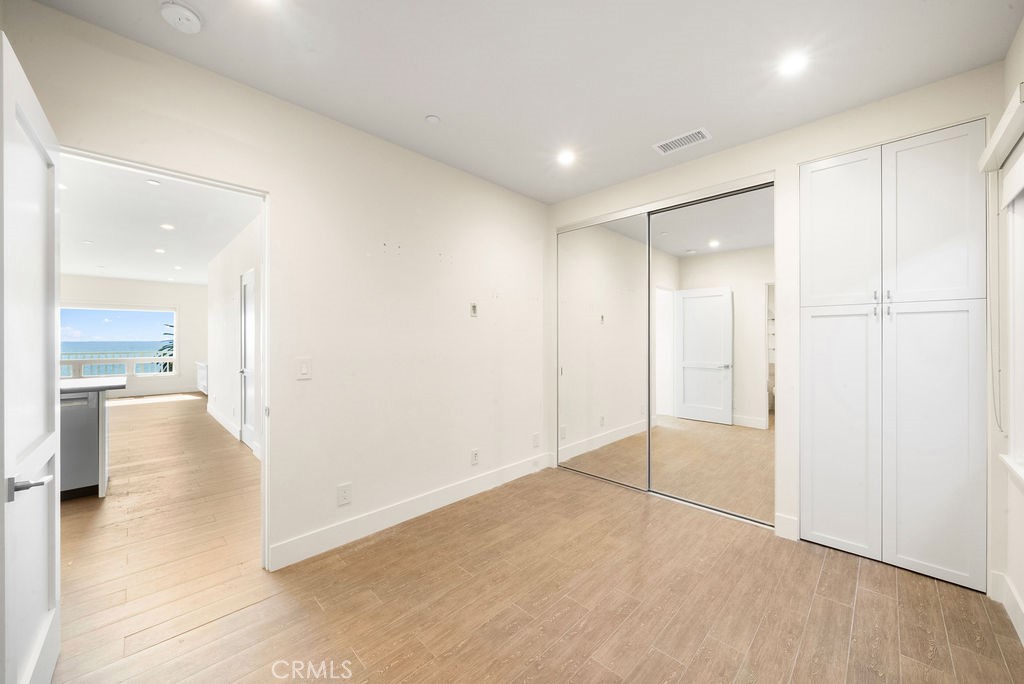 MLS #LG25240646 image #16