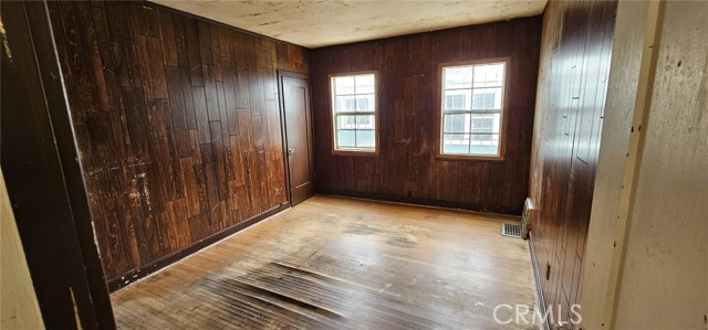 7037 Cimarron Street, Los Angeles, CA, 90047 7037 Cimarron Street, Los Angeles, CA, 90047
