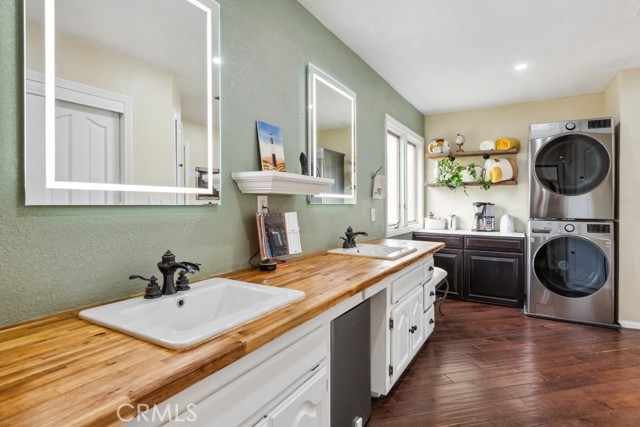 6978 Withers Road, Riverside CA: https://media.crmls.org/medias/ec52d7b2-6e25-4796-a320-1eda78c1b396.jpg